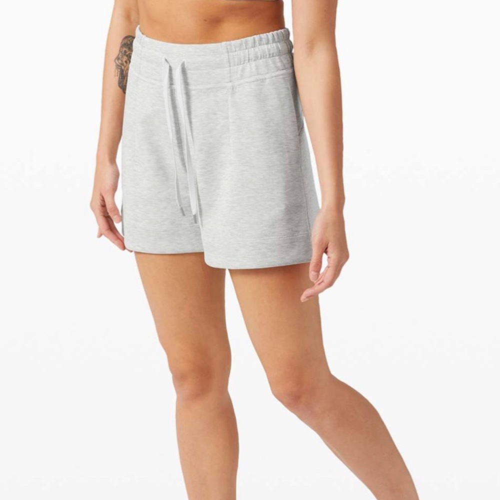 lululemon Soft Ambitions High Rise Short 4”